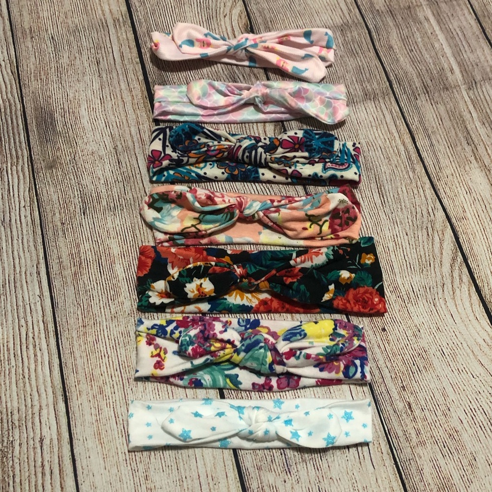 Set of 7 headbands, knot tied in front